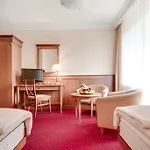 Konradowka Wellness & - 300 Metrow Do Centrum 3* קרפאז'