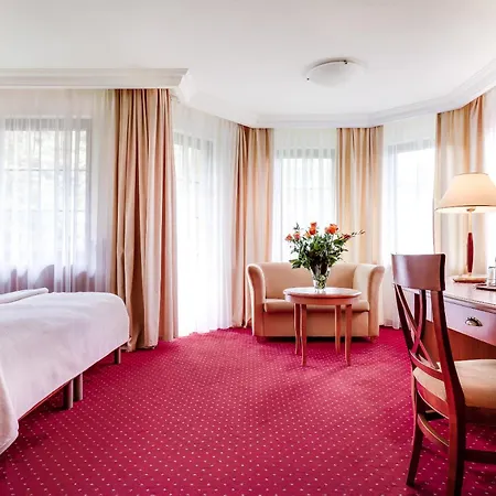 Konradowka Wellness & - 300 Metrow Do Centrum 3*