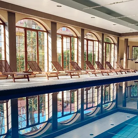 Konradowka Wellness & - 300 Metrow Do Centrum קרפאז'