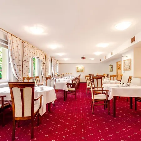 Hotel Konradowka Wellness & - 300 Metrow Do Centrum Karpacz