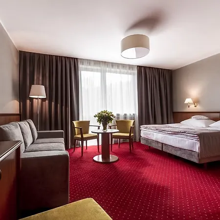 Konradowka Wellness & - 300 Metrow Do Centrum 3*