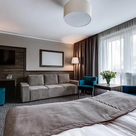 Konradowka Wellness & - 300 Metrow Do Centrum 3*
