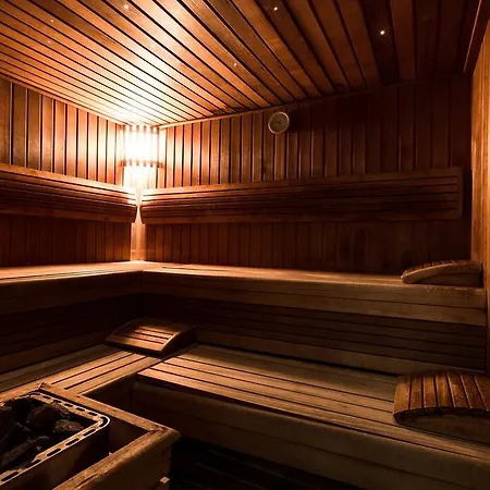호텔 Konradowka Wellness & - 300 Metrow Do Centrum 카르파츠