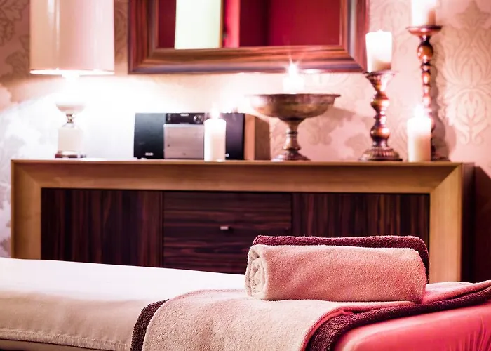 酒店 Konradowka Wellness & - 300 Metrow Do Centrum 3*